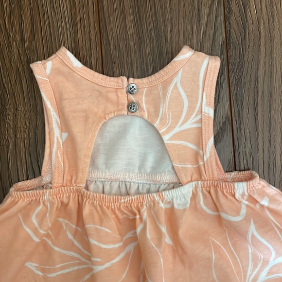 Jessica Simpson Dress - Picture 2 of 4